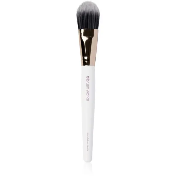Brushworks Brushworks Foundation Brush ploščat čopič za make-up 1 kos