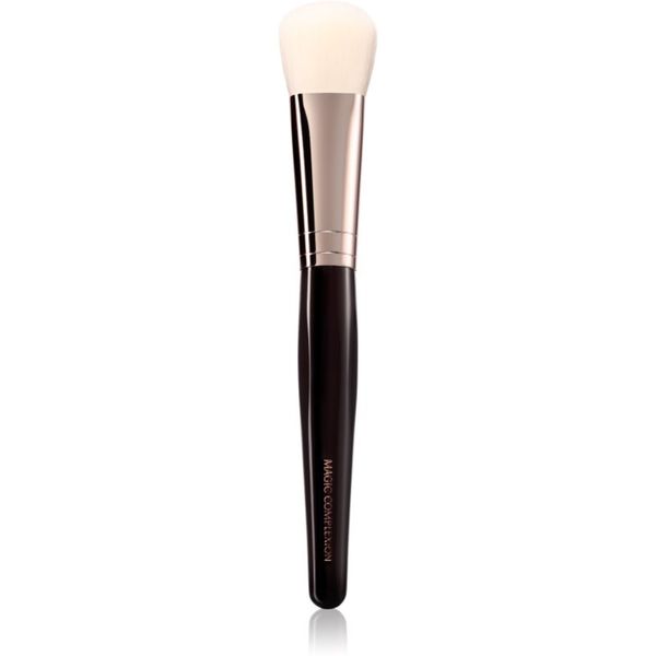 Charlotte Tilbury Charlotte Tilbury Magic Complexion Brush ploščat čopič za make-up 1 kos