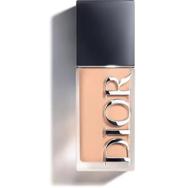 DIOR DIOR Dior Forever Skin Wear dolgoobstojni matirajoči tekoči puder SPF 20 odtenek 2 Warm Peach 30 ml