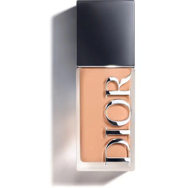 DIOR DIOR Dior Forever Skin Wear dolgoobstojni matirajoči tekoči puder SPF 20 odtenek 3 Warm Peach 30 ml