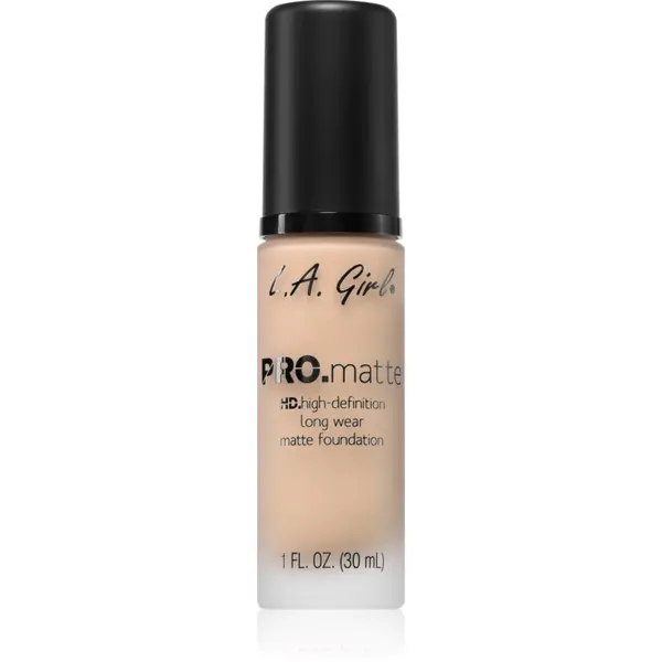 L.A. Girl Cosmetics L.A. Girl Cosmetics PRO. Matte HD dolgoobstojen tekoči puder z mat učinkom odtenek Beige 30 ml