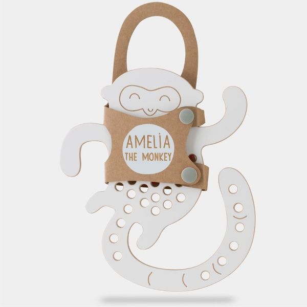 Milin Milin Big Wooden Lacing Toy Monkey Amelia aktivnostna igrača 20 cm x 17,5 cm x 0,7 cm 1 kos