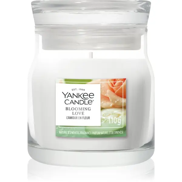 Yankee Candle Yankee Candle Blooming Love dišeča sveča Signature 110 g