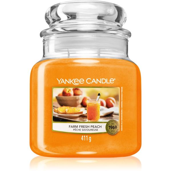 Yankee Candle Yankee Candle Farm Fresh Peach dišeča sveča 411 g
