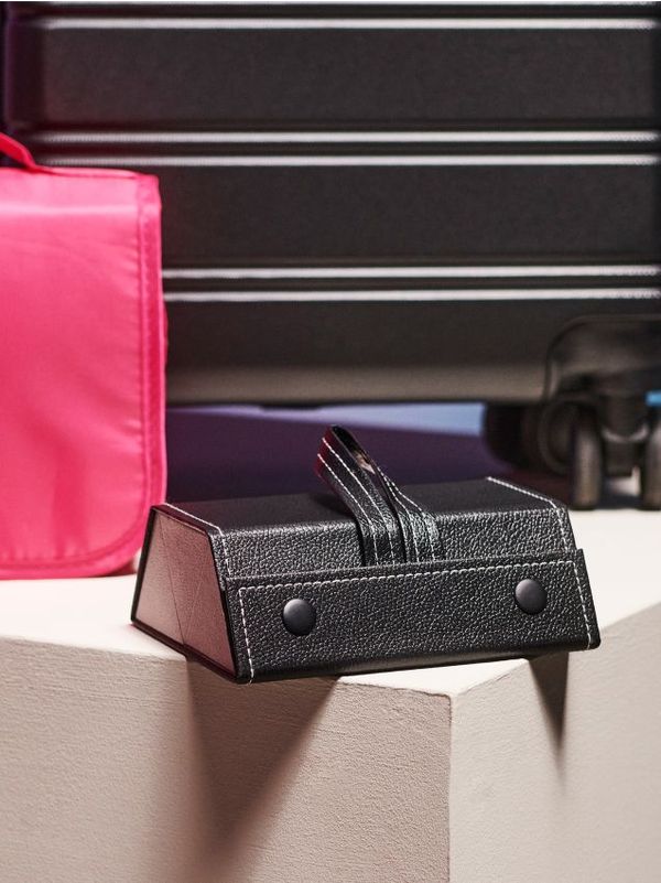 Sinsay Sinsay - Etui za očala - črna