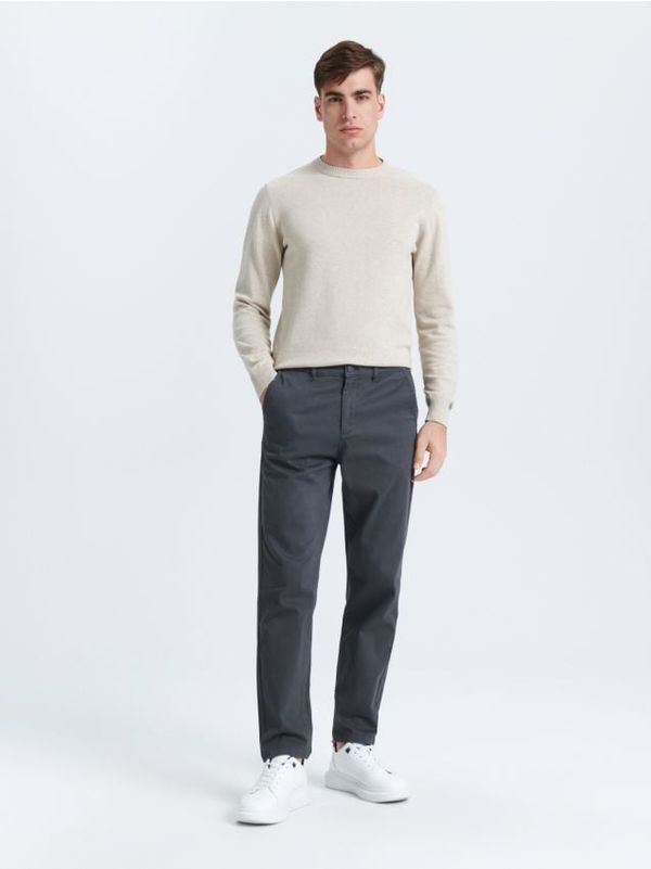 Sinsay Sinsay - Hlače chino - temno siva