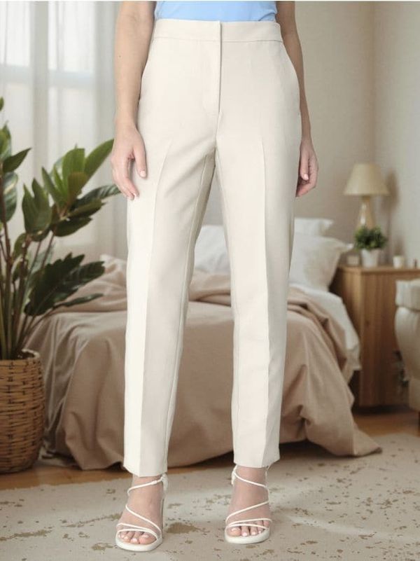 Sinsay Sinsay - Hlače cigaretnega kroja - nude