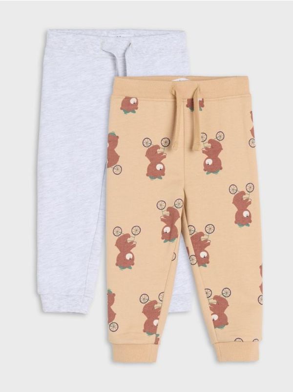 Sinsay Sinsay - Komplet 2 športnih hlač - sveže zelena