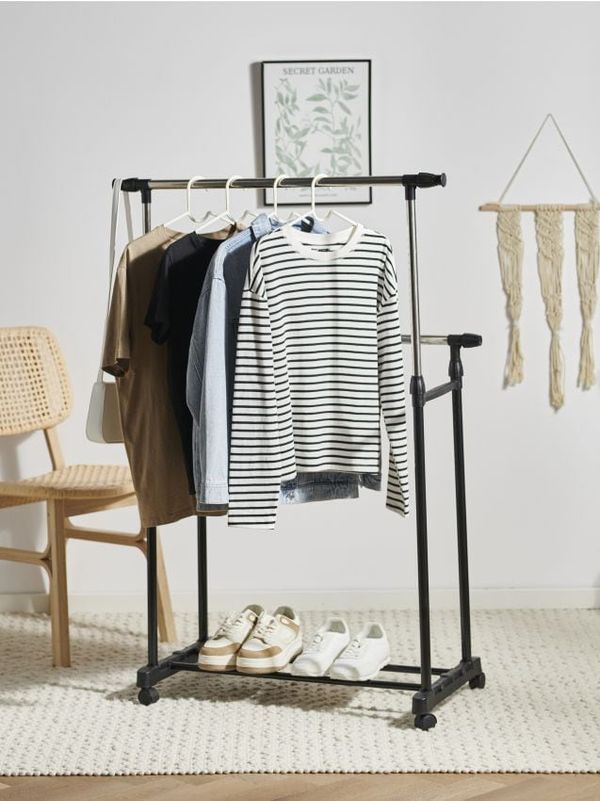 Sinsay Sinsay - Obešalnik - črna