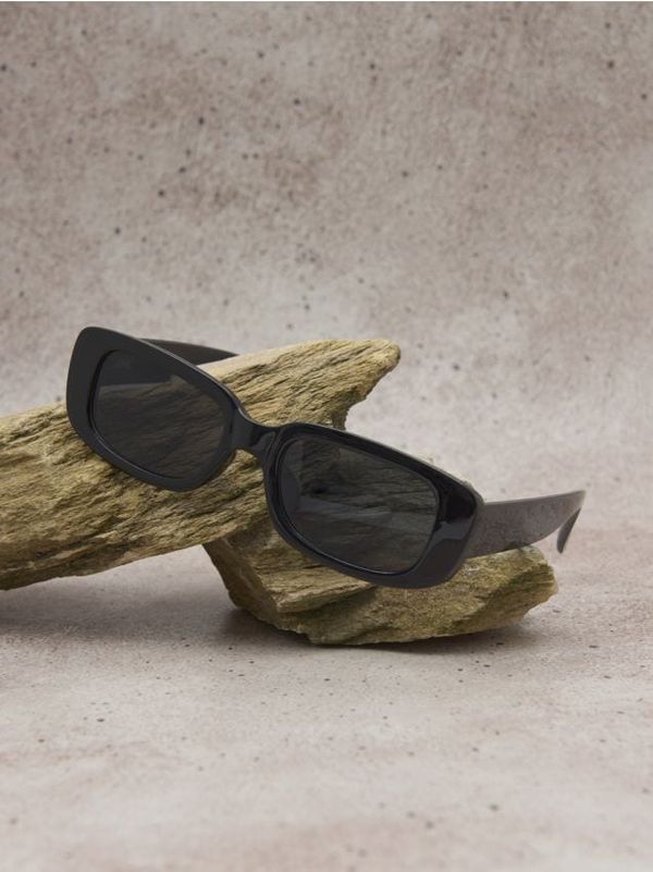 Sinsay Sinsay - Pravokotna sončna očala - črna