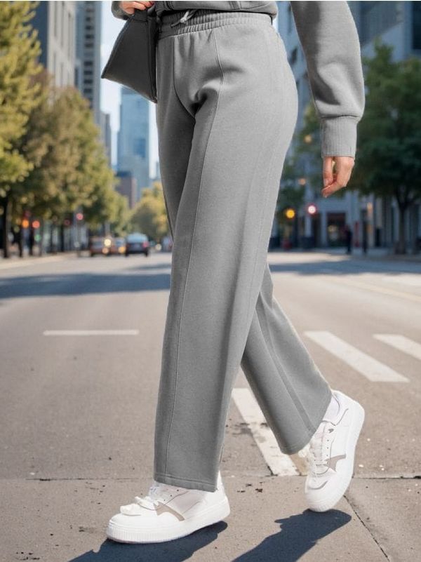 Sinsay Sinsay - Športne hlače - svetlo siva