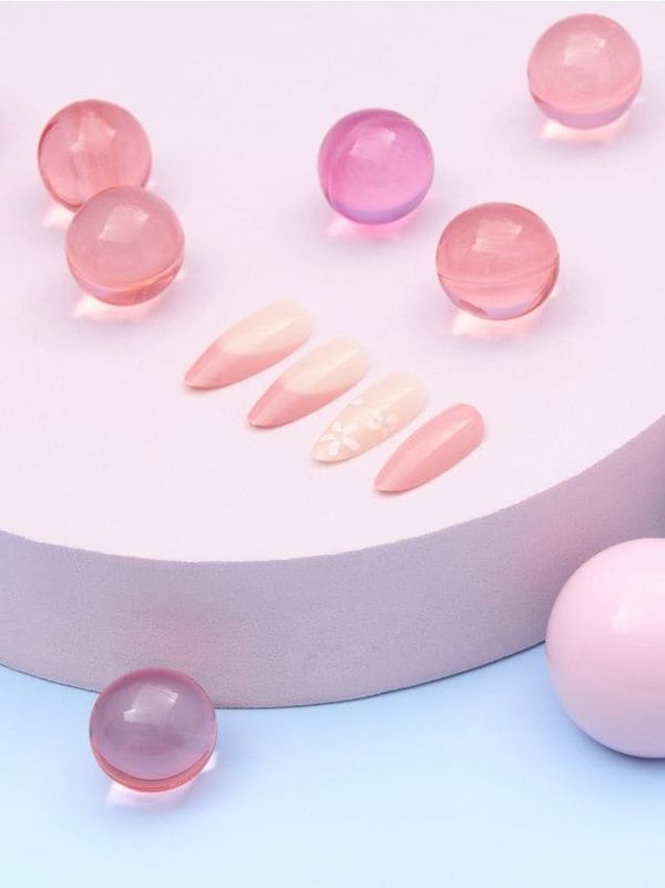 Sinsay Sinsay - Umetni nohti - pastelno roza