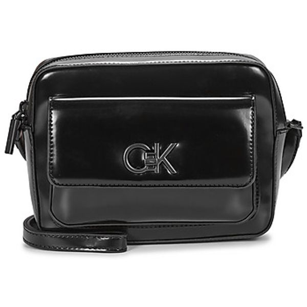 Calvin Klein Jeans Calvin Klein Jeans  Torbe za čez ramo RE-LOCK CAMERA BAG_SHINY