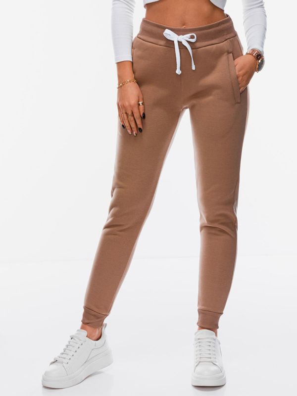 Edoti Edoti Spodnji del trenirke Rjava