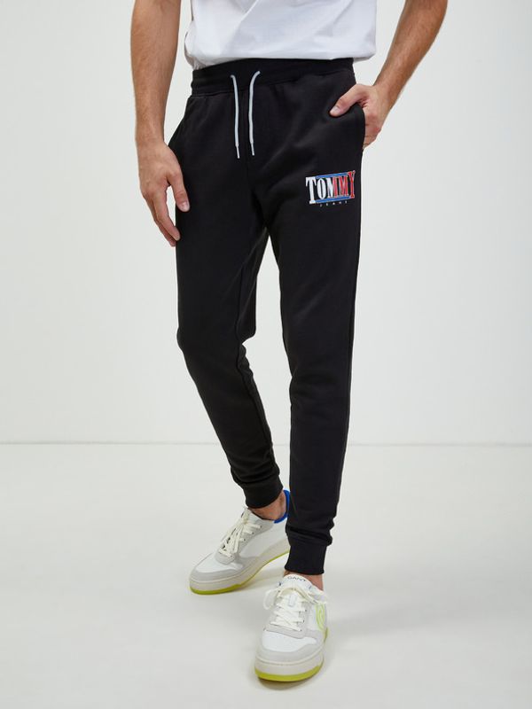 Tommy Jeans Tommy Jeans Spodnji del trenirke Črna